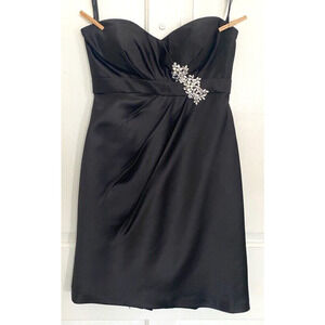Bill Levkoff little black dress sweetheart neckline short formal women's size 8